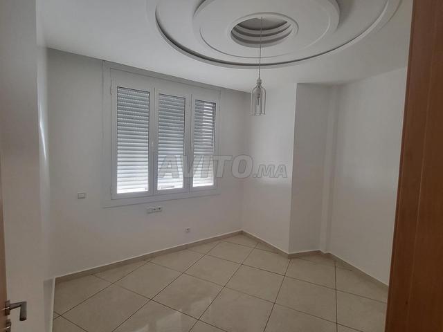 Appartement à louer près de l'aéroport, quartier Al Nakhil, complexe Al Andalous