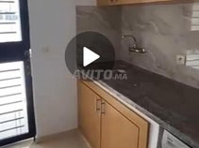 شقة 3 بيوت طابق 1 بتمن مناسب لبيع