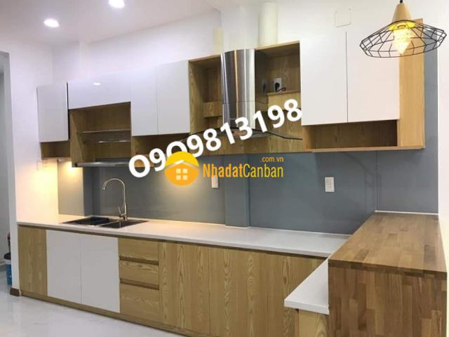 Shr 4 tầng đẹp sang tên ở ngay p12 quận 10 bán nhanh tiếp khách thiện chí