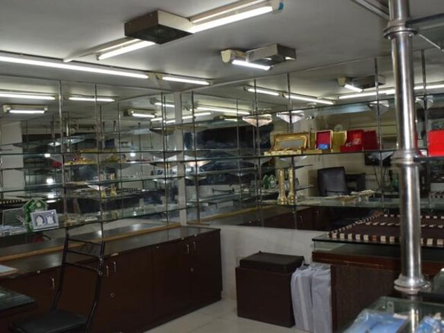 Shubhkamna Appartments Commercial Showroom 2000 Sq. Ft. in Sector 2 Noida Listing ID: #10024