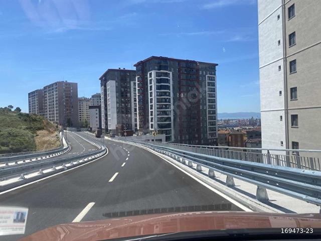 SİTEDE SIFIR OTOPARK GÜVENLİK 3+1 ARAÇ TAKASLI 2 ADET DAİRE