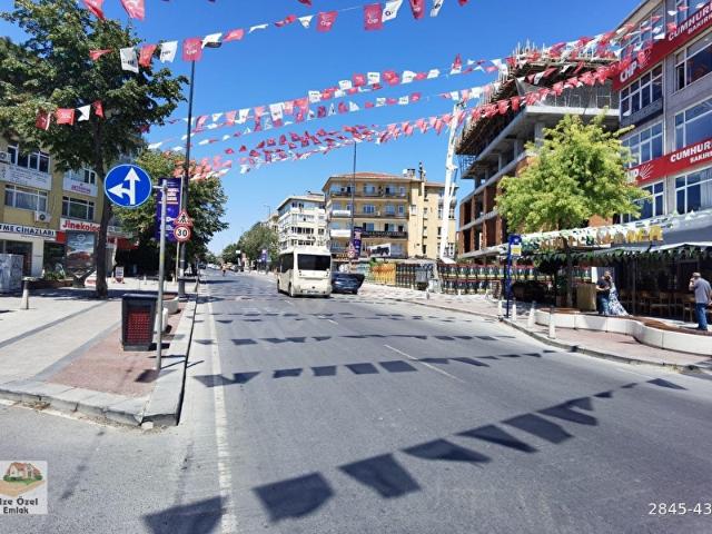 SİZE ÖZEL BAKIRKÖYDE,SIFIR BİNADA,KAPALI OTOPARKLI,2+1