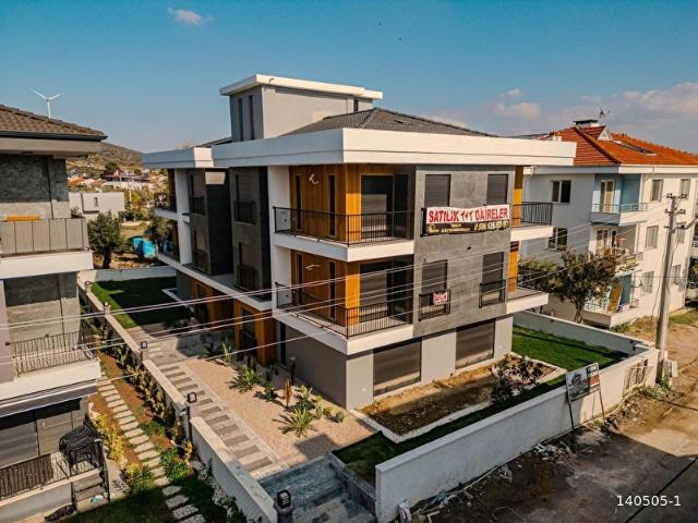 SIĞACIK DA DENİZE 100 METRE MESAFEDE LÜKS DAİRELER
