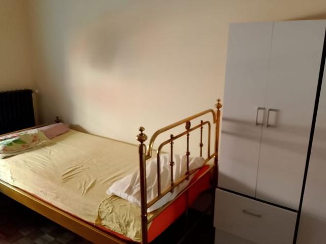 Si affitta posto letto a Seregno