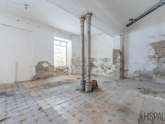 Si buscas invertir en una propiedad con carácter en pleno co. 537m² Écija