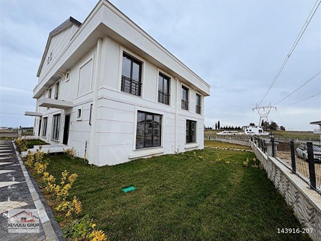 SİLİVRİ BALABAN TERRA KÖY VİLLALARI ARAÇ TAKASLI SATILIK VİLLA