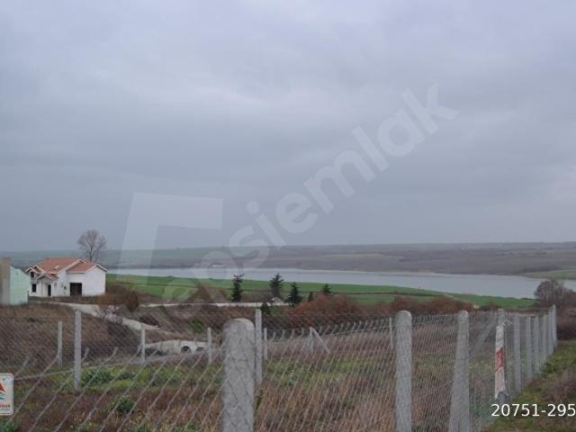 SİLİVRİ BALABAN DA GÖLET MANZARALI İMARLI 258m2 SATILIK ARSA