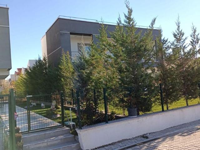 SİNCAN MALIKÖY OSB VE TSE YAKINI IHLAMURKENT TE 4+1 FUL YAPILI VİLLA