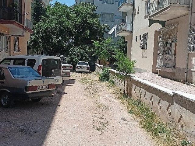 SİNCAN PLEVNE'DE 3 KAT İMARLI HEMEN MÜTAHİT İLE ANLAŞILIR 6 DAİRELİK ARSAMIZ ACİLLLLL SATILIKTIR