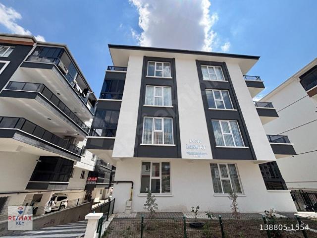 SİNCAN YENİKENT MAHALLESİNDE SATILIK SIFIR 2+1 DAİRE