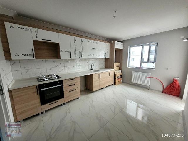 SİNCAN YENİKENTDE OKULLAR BÖLGESİNDE ÖNÜ AÇIK ULTRA LÜX YAPILI 4+1 DAİRE