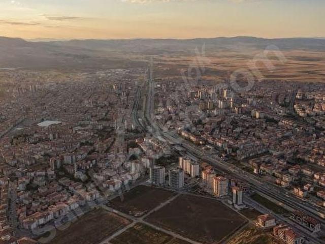 SİNCAN YENİKENT'TE AYAŞ YOLU YAKINI LÜKS SİTEDE ÇOK BÜYÜK FIRSAT