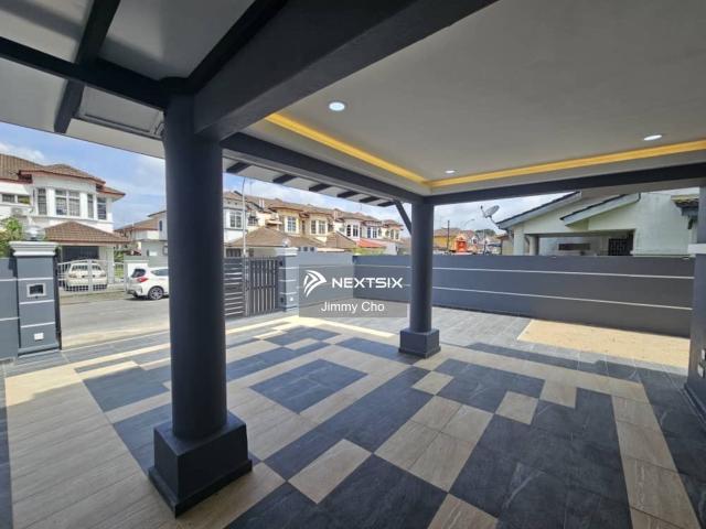 私人电梯 Condo 你看过几间 还是Dual Key Unit #Laguna Heights @ Taman Laguna 美美有质感的装修家具一次到位 拎包入住【4+1房5厕】2750sqft️ Private Lift 出门回家都更有私密感和高级感 不管自住还是出租都很有优势