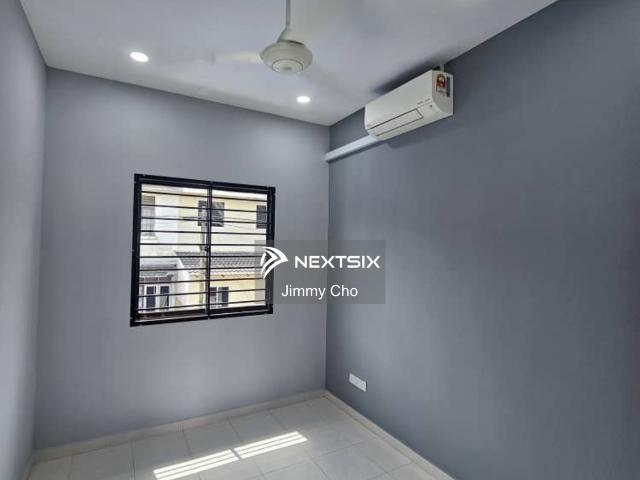 私人电梯 Condo 你看过几间 还是Dual Key Unit #Laguna Heights @ Taman Laguna 美美有质感的装修家具一次到位 拎包入住【4+1房5厕】2750sqft️ Private Lift 出门回家都更有私密感和高级感 不管自住还是出租都很有优势