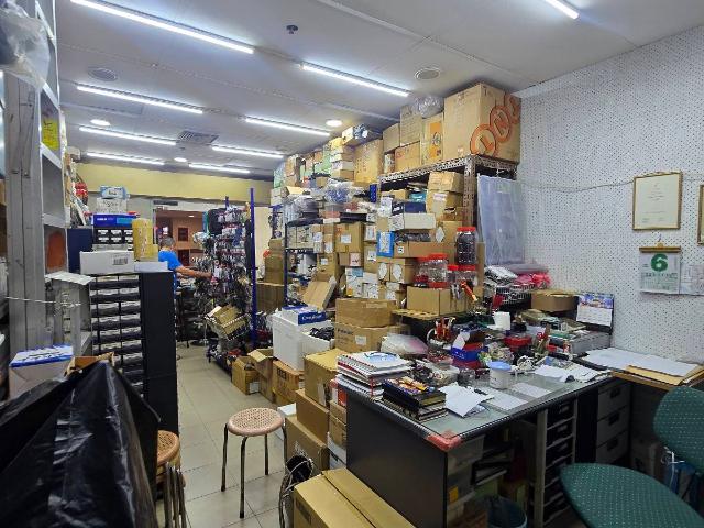 Sim Lim Tower Mall Shop For Sale, $1,080,000377 sqft $2,865.00 psf