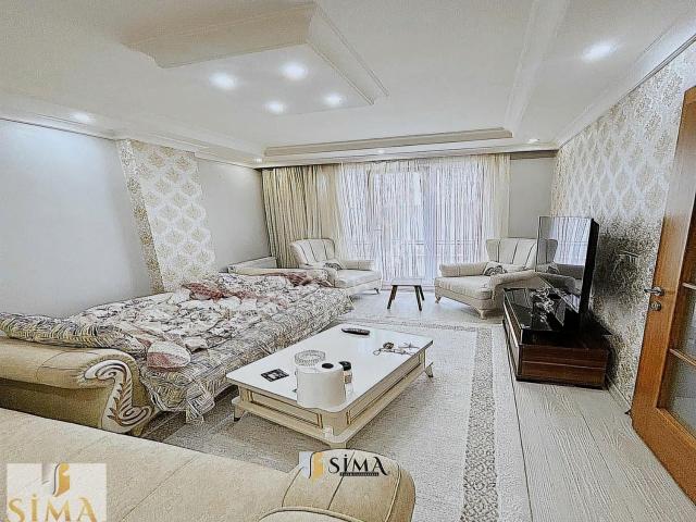Sima Yapı'dan Yenikent'te Aile Binasında Acil Satılık 2+1 Daire