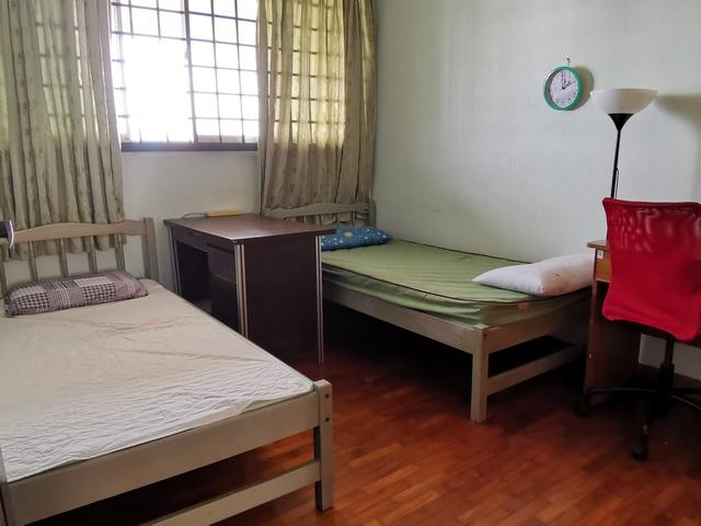 Simei BLK 101, common room one bed space