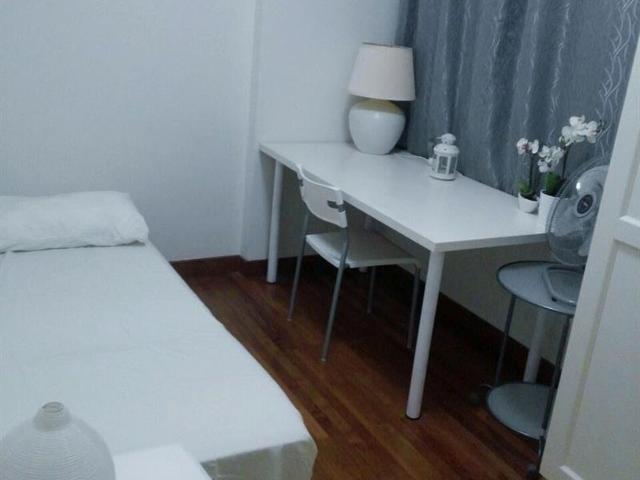 Simei Green Condominium D18, Condominium