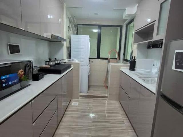 Simei Green Condominium D18, Condominium