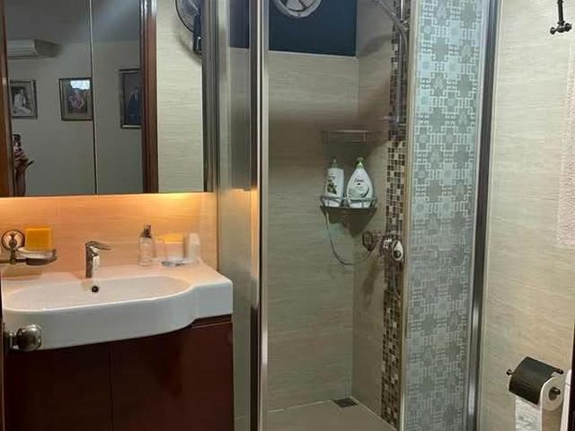 Simei Green Condominium D18, Condominium