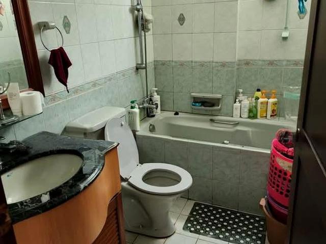 Simei Green Condominium D18, Condominium