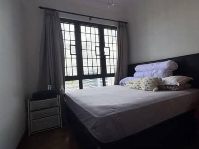 Simei Mrt 3 bed + utility/helper room + 3 toilets