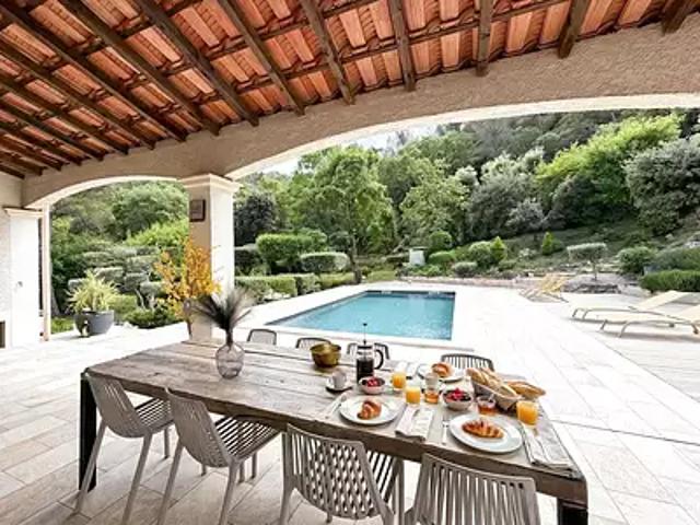 Simiane Collongue 13109 Achat / Vente maison 5 pièces t5
