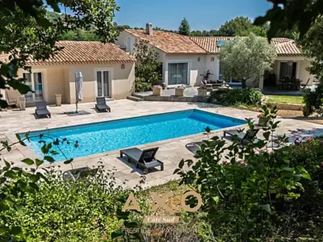 Simiane Collongue 13109 Achat / Vente maison 6 pièces t6 au dernier étage piscine