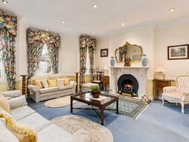 Simmons Court, Dublin 4, Donnybrook, Dublin 4 is for rent