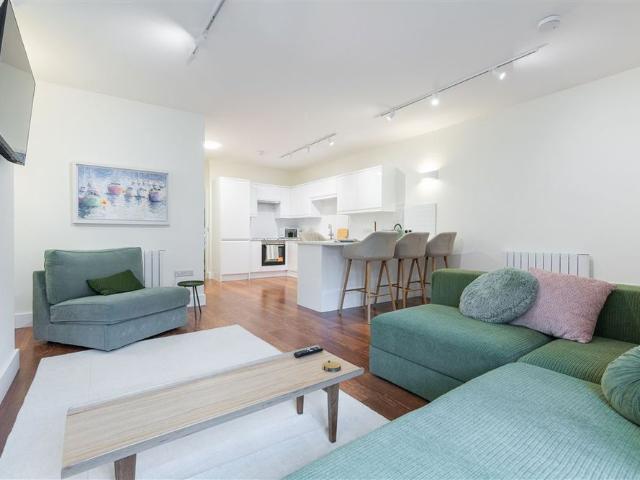 Simmons Court, Donnybrook, Dublin 4, Dublin
