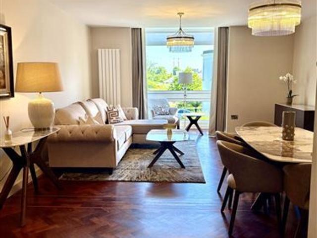 Simmonscourt Castle, Ballsbridge, Dublin 4, Ballsbridge, Dublin 4, DO4 H959, DO4 H959