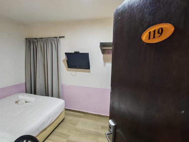 Simple & Comfortable Room @ Kuchai Lama