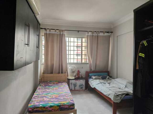 Simple Environment, Max 4 persons in 4 rooms flat
