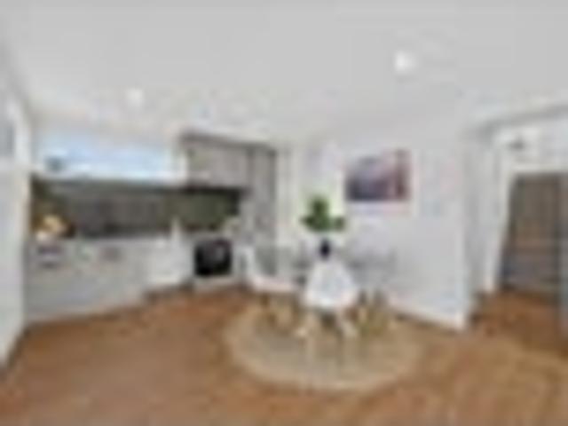Simply Move In!