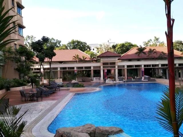 Sims Avenue D14, Condominium
