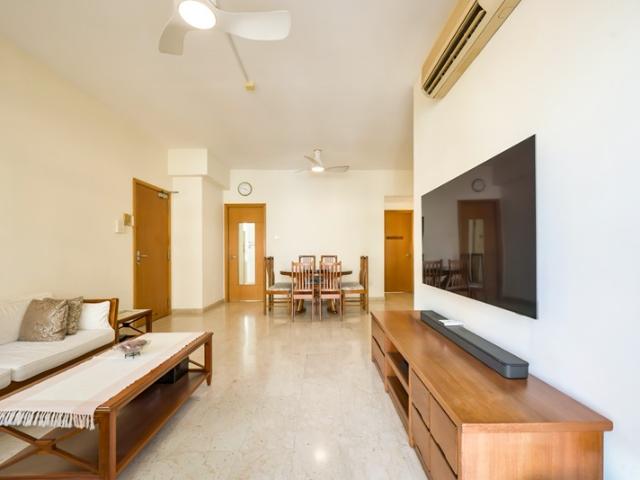 Sims Green Apartment For Sale, $1,485,000, 3 Bed 3 Bath 1,238 sqft $1,200.00 psf