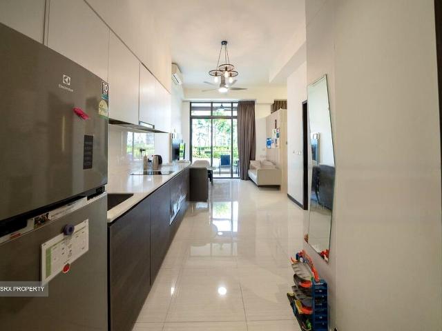 Sims Urban Oasis D14, Condominium