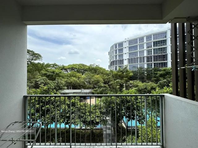 Sims Urban Oasis D14, Condominium