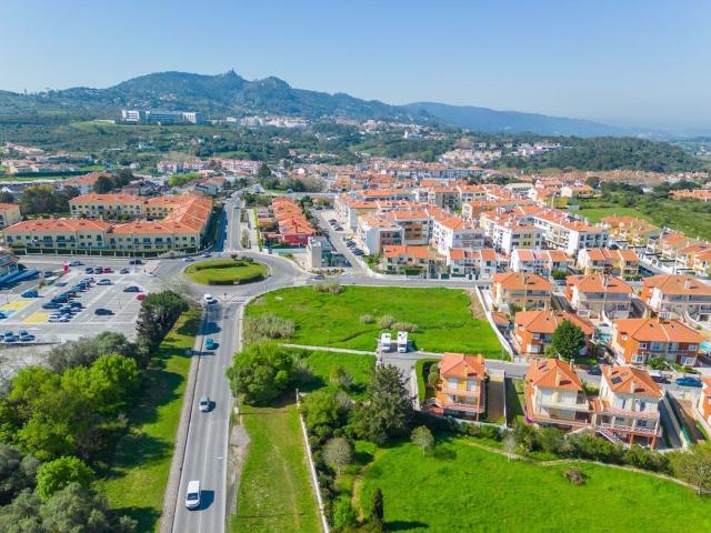 Sintra Lourel, lote p/construção c/300,30m2 para moradia geminada área construção 140m2, possibilidade cave