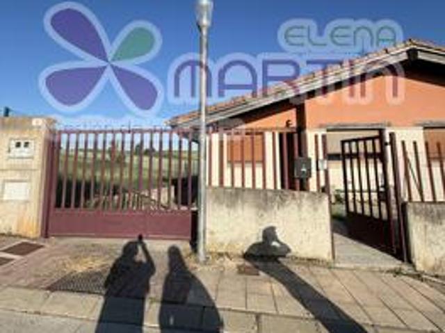 SIN MUEBLES EN VILLAGONZALO PEDERNALES