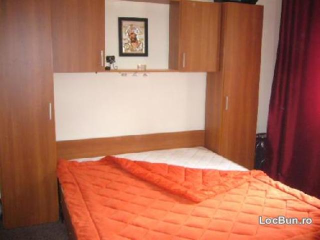 SINAIA APARTAMENT 3 CAMERE IEFTIN