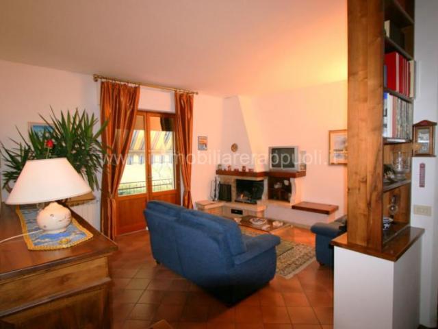 Sinalunga vendesi in campagna complesso immobiliare composto. 406m² Sinalunga