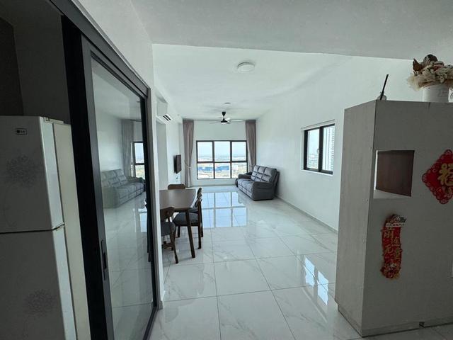 Sinaran Batu Kawan High Floor 3R2B Fully Furnished