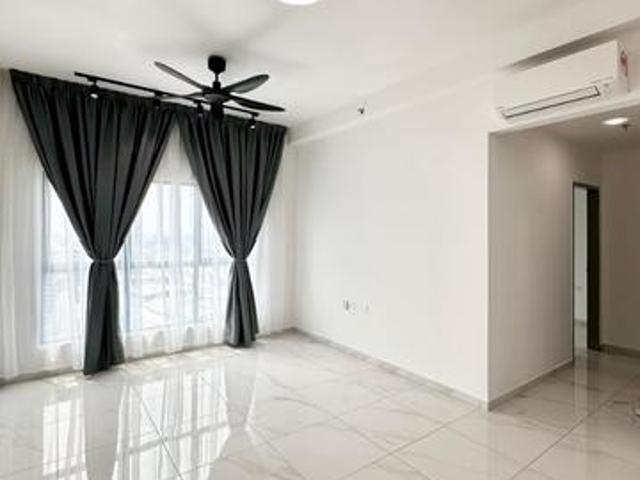 Sinaran Utropolis Batu Kawan 3rooms partly furnished 2 carparks