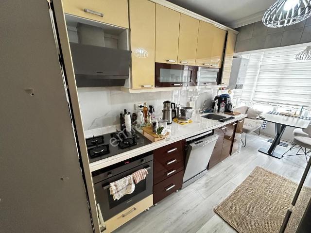Sincan Osmanlı Mah 3+1 Yapılı Ara Katta Bağımsız Site İçi Daire