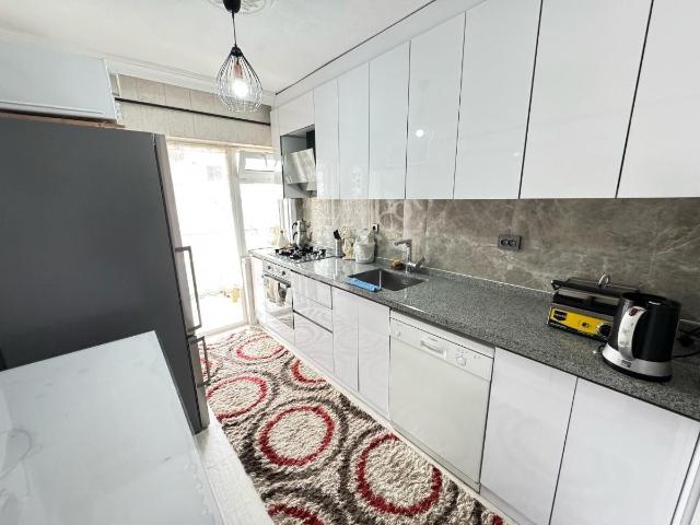 Sincan Osmanlı Mah 3+1 Site İçinde Ara Katta Bağımsız Daire