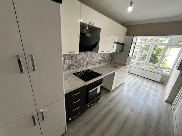 Sincan Osmanlı Mh 3+1 Ara Kat Full Yapılı Bağımsız Satılık Daire