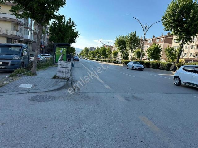 sincan Malazgirt Mah'de Bulvar Yakını 3+1 Full Yapılı Daire