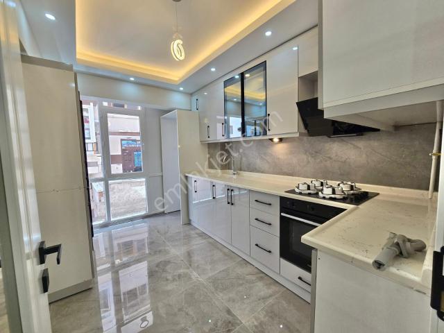 Sincan Maraşal Çakmak Mah. 3+1 Lüks Yapılı Yüksek Giriş Daire