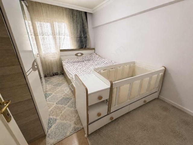 Sincan Mareşal Çakmak Mahallesinde 3+1 Satılık Daire